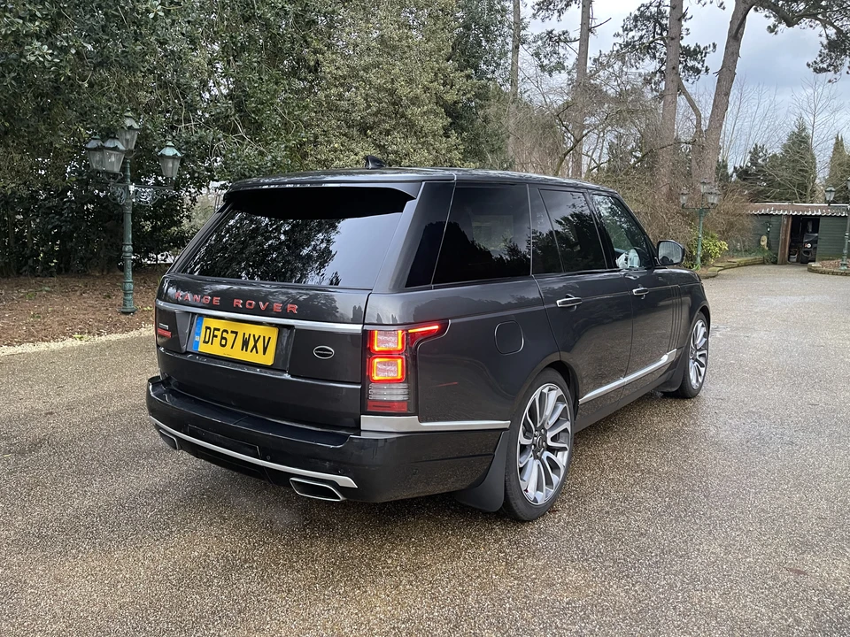 2018 Land Rover Range Rover L405 - Image 6 of 31