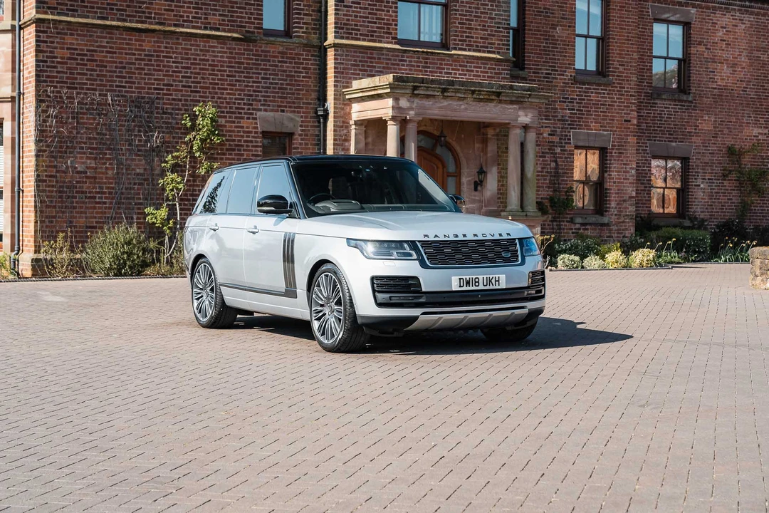 2018 Land Rover Range Rover L405 - Image 12 of 31