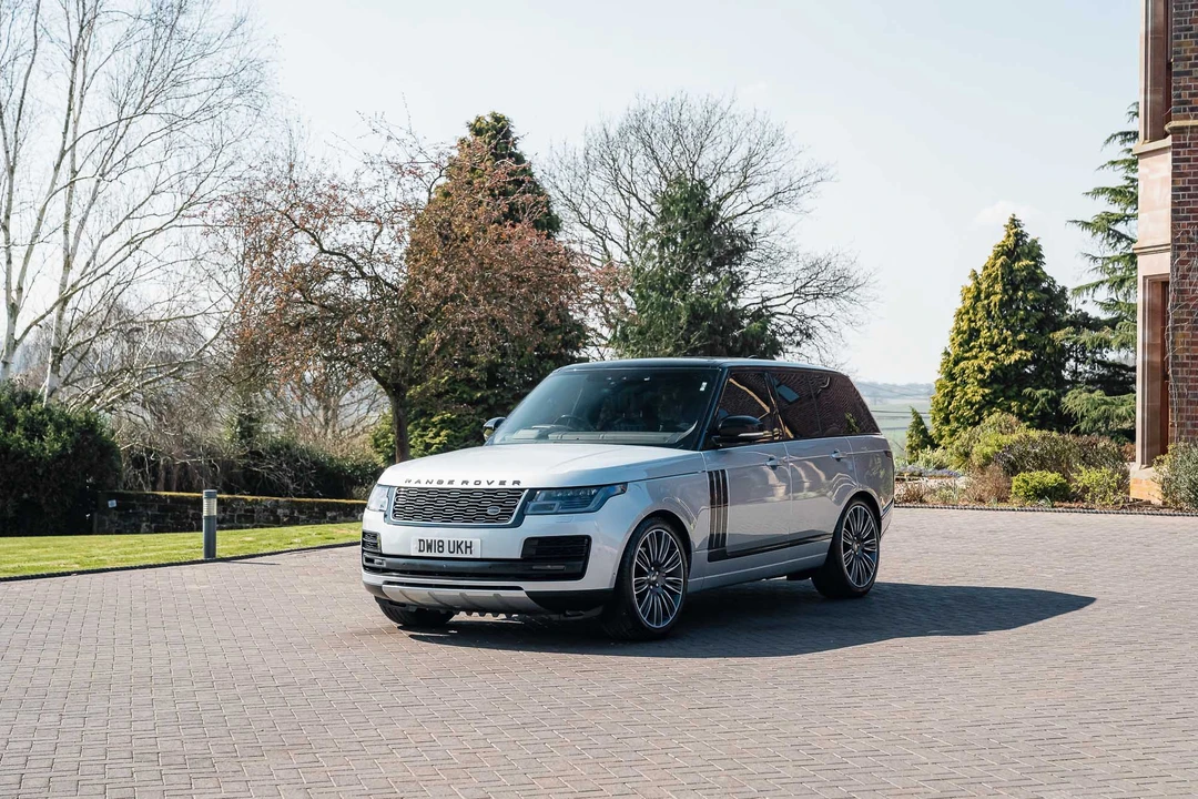 2018 Land Rover Range Rover L405 - Image 10 of 31