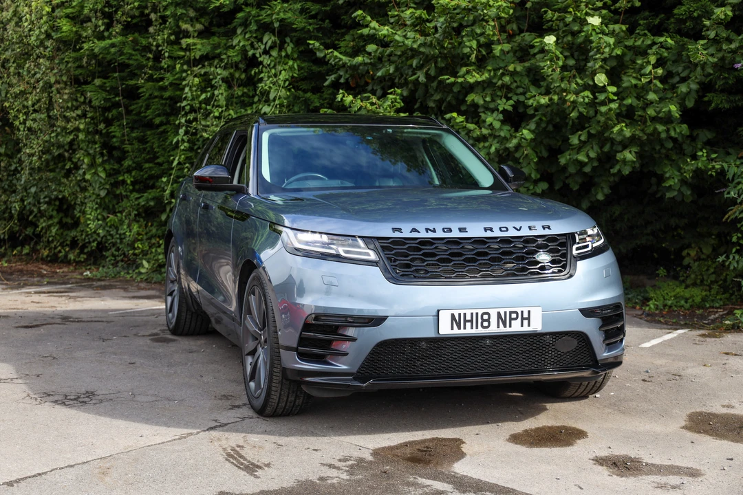 2018 Land Rover Range Rover Velar - Image 4 of 31