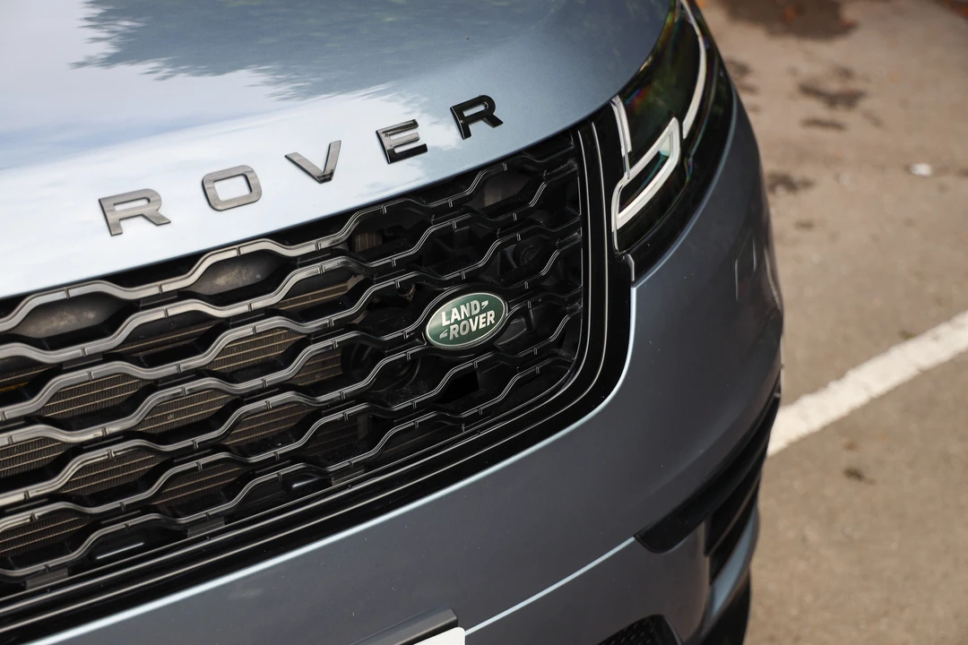 2018 Land Rover Range Rover Velar - Image 19 of 31