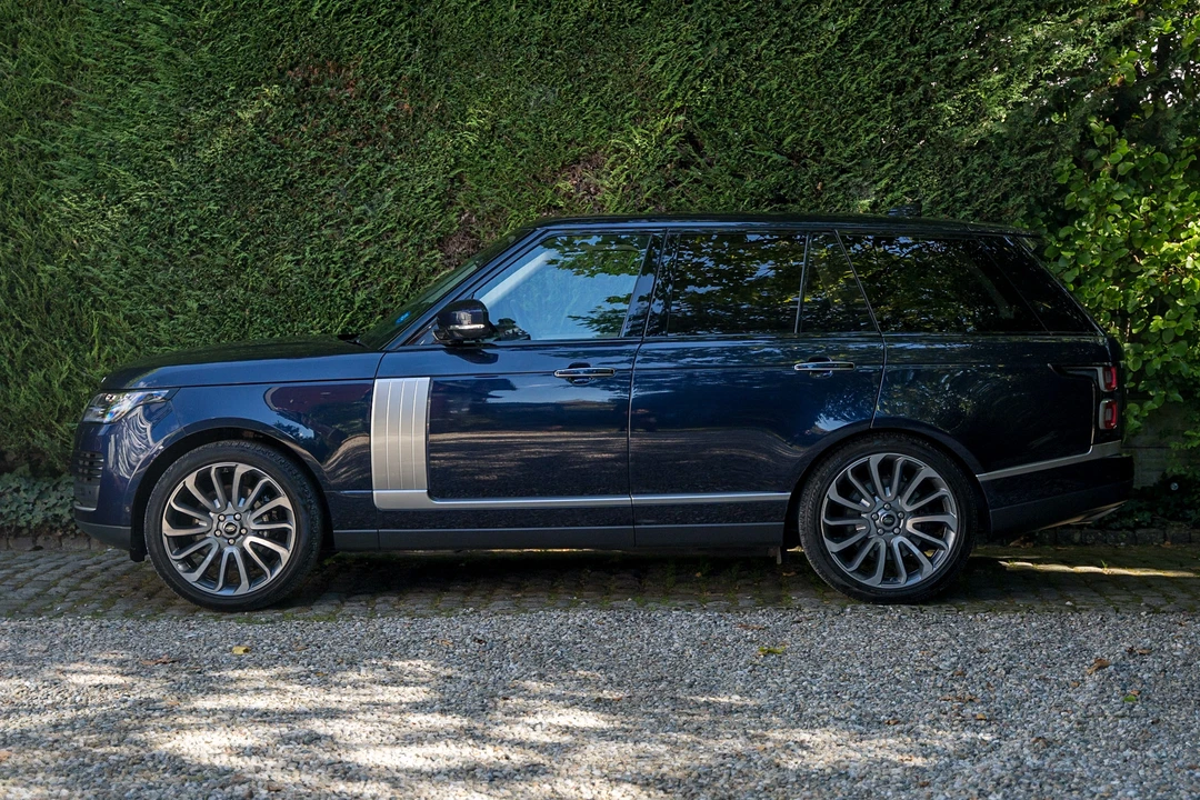 2018 Land Rover Range Rover L405 - Image 14 of 31
