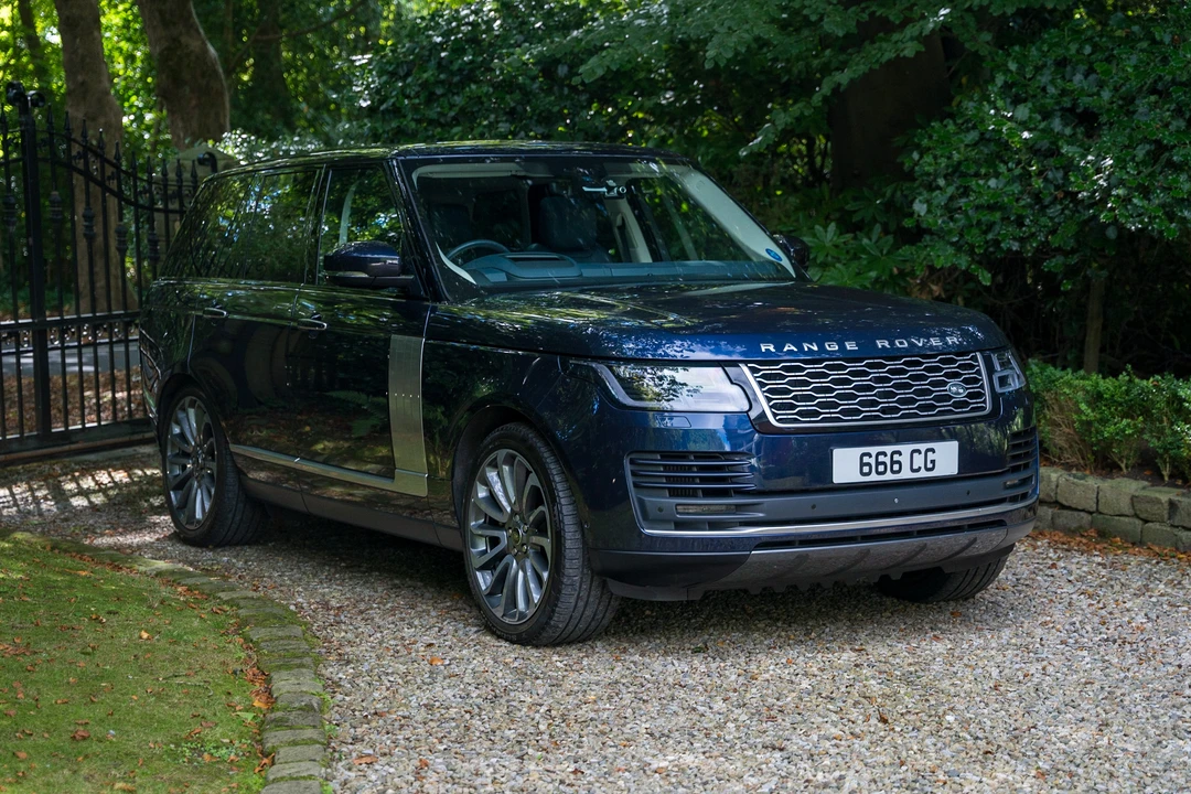 2018 Land Rover Range Rover L405 - Image 2 of 31