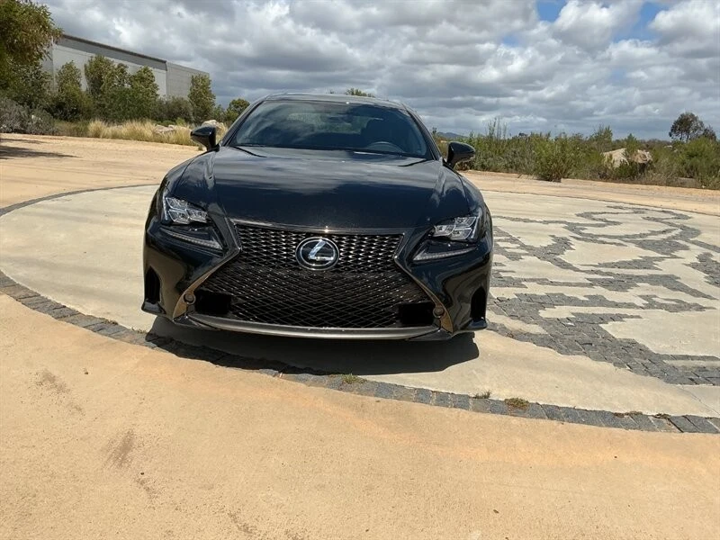 2018 Lexus RC - Image 2 of 24