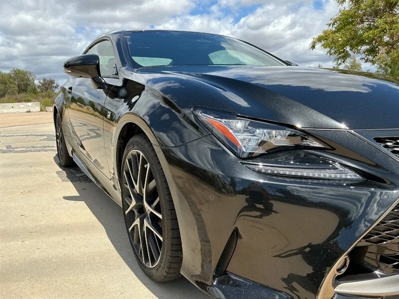 2018 Lexus RC - Image 10 of 24