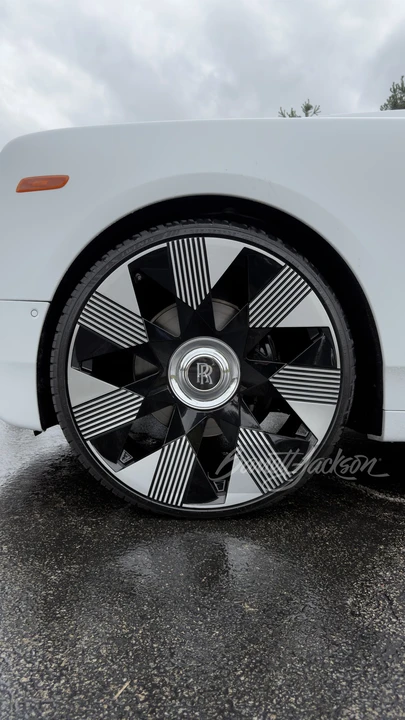 2018 Rolls-Royce Phantom VIII - Image 14 of 16