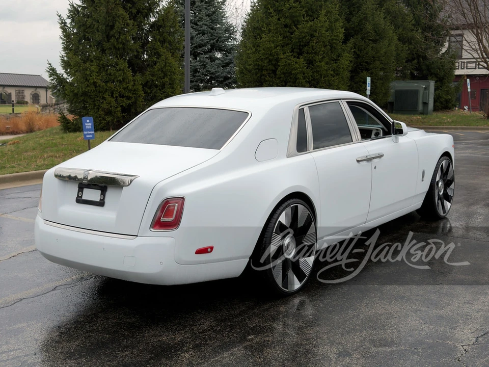 2018 Rolls-Royce Phantom VIII - Image 3 of 16