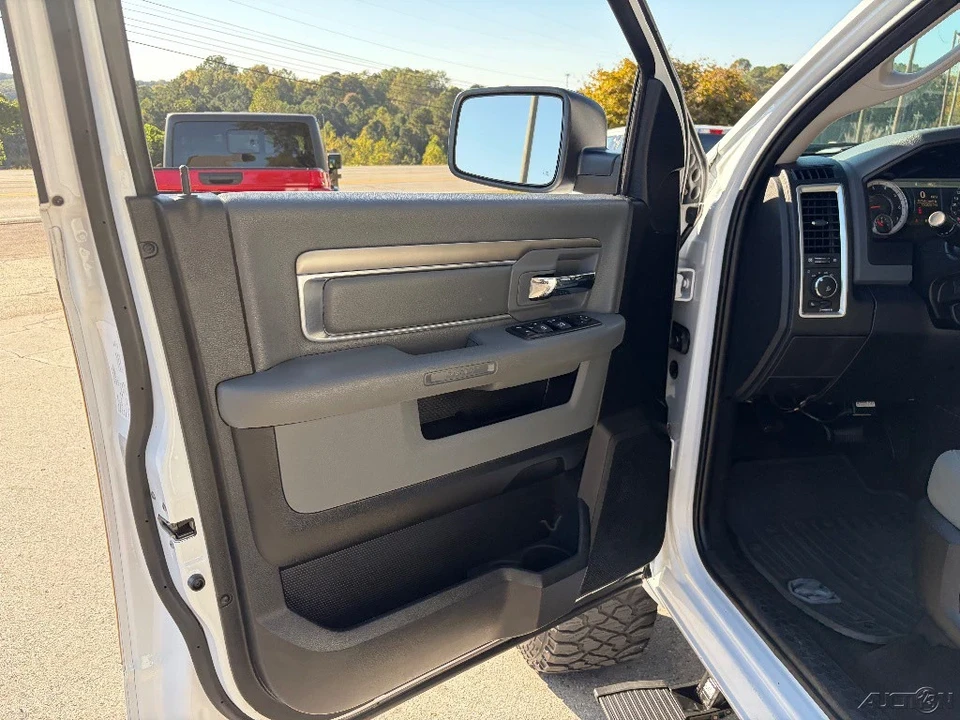 2018 Dodge Ram 4th Gen - Image 9 of 12