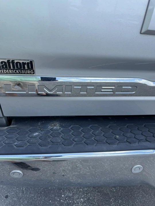 2018 Ram 2500 - Image 5 of 17