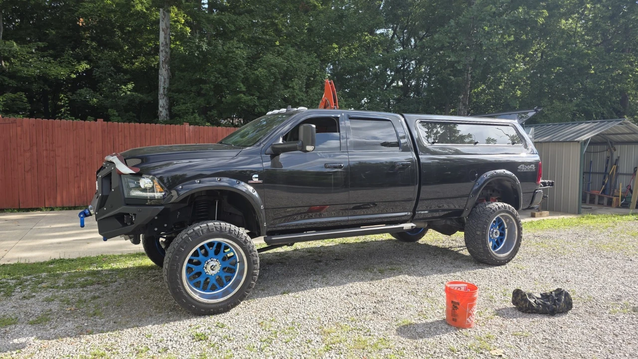 2018 Ram Heavy Duty - Image 14 of 16