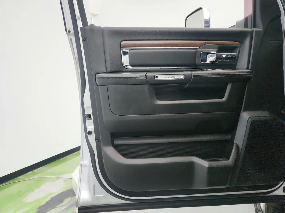 2018 Ram Heavy Duty - Image 20 of 31