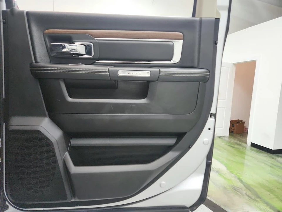 2018 Ram Heavy Duty - Image 27 of 31