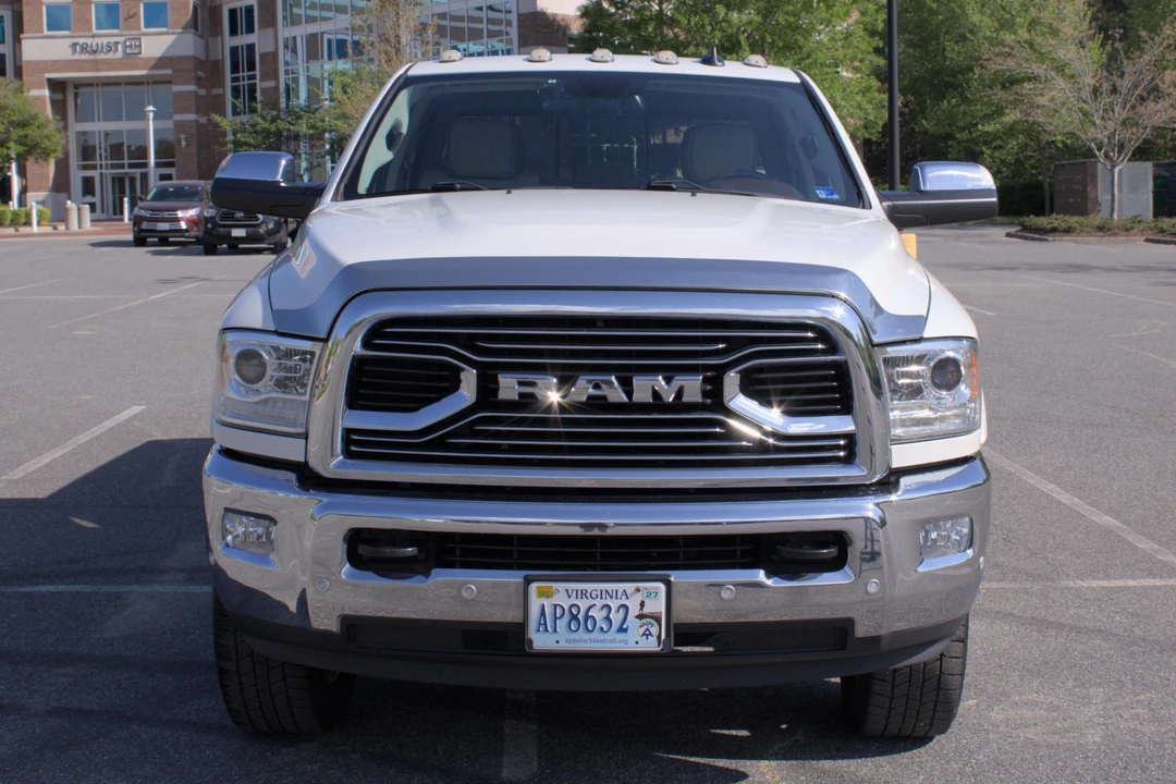 2018 Ram 2500 - Image 2 of 31