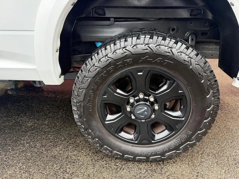 2018 Ram 2500 - Image 9 of 27