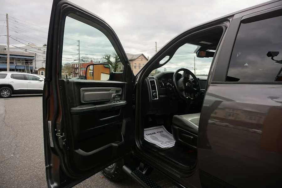 2018 Ram 2500 - Image 14 of 17
