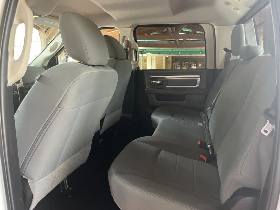 2018 Ram Heavy Duty - Image 23 of 31