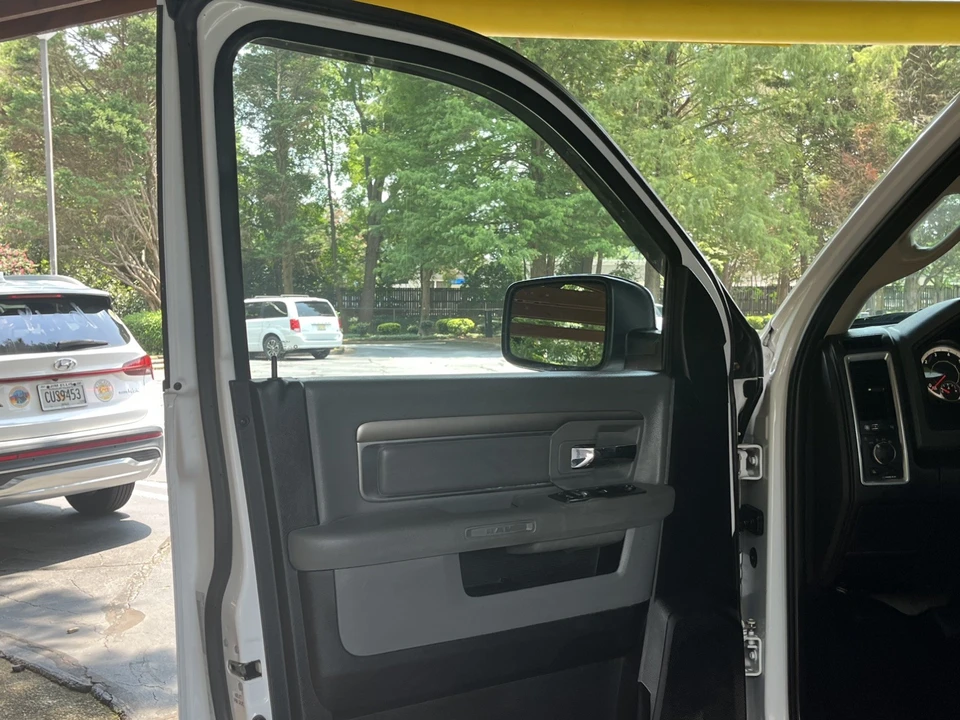 2018 Ram Heavy Duty - Image 27 of 31