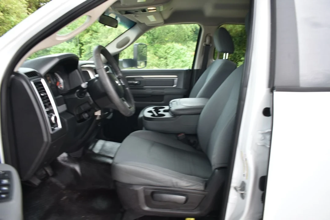 2018 Ram Heavy Duty - Image 10 of 12