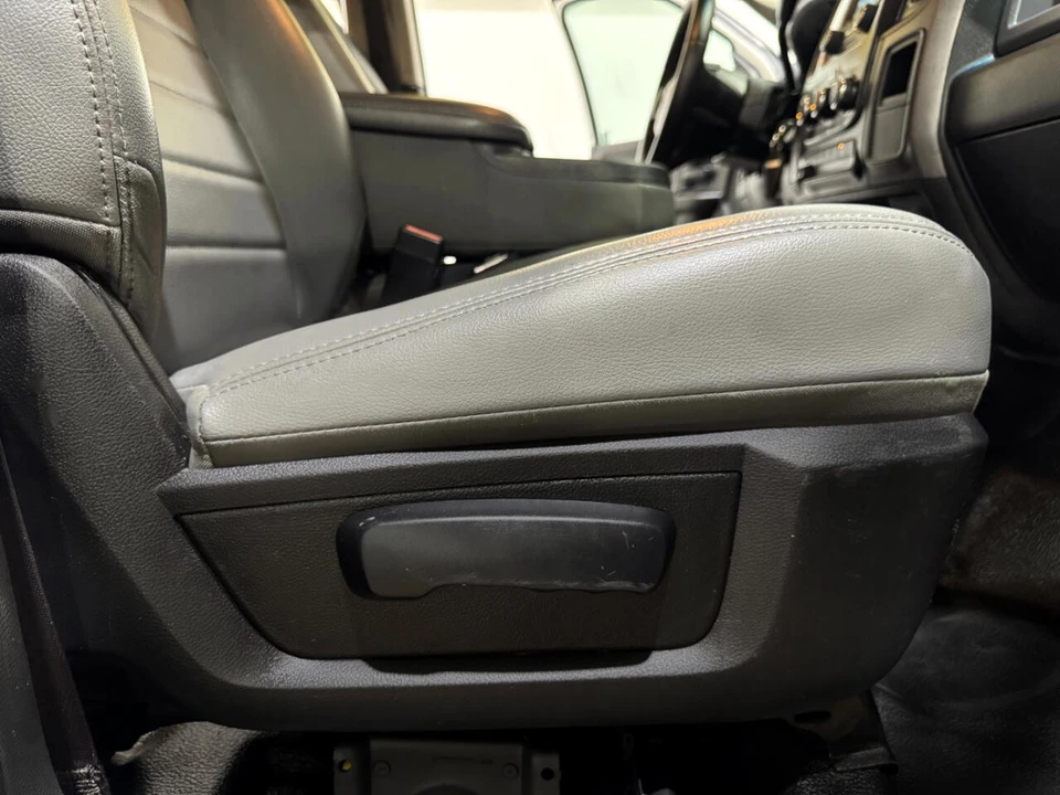 2018 Ram Heavy Duty - Image 25 of 31