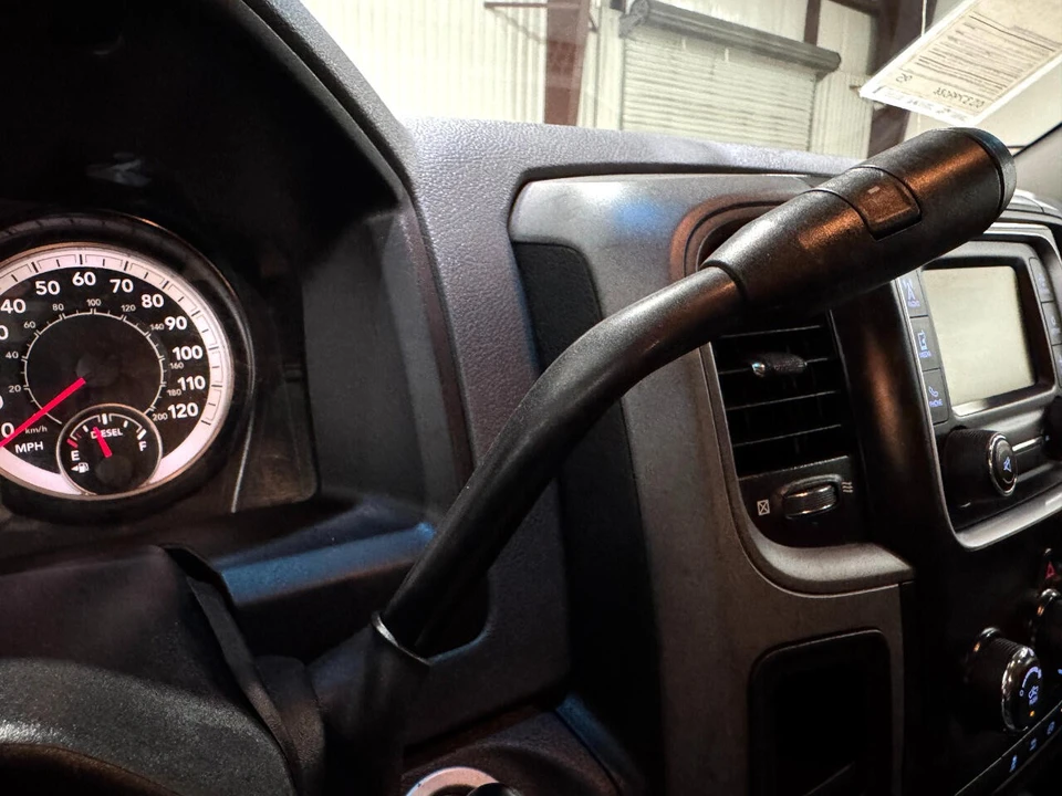 2018 Ram Heavy Duty - Image 24 of 31