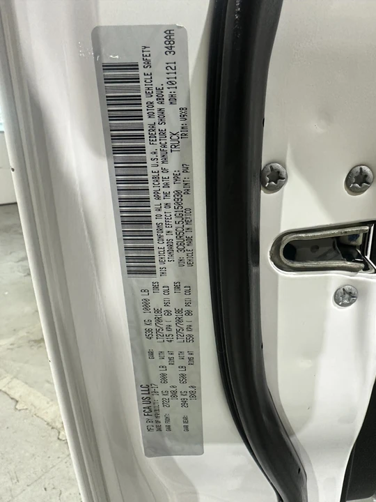 2018 Ram Heavy Duty - Image 15 of 21