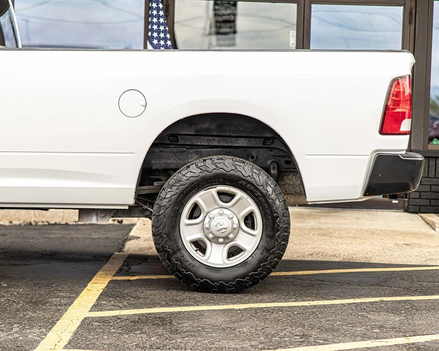 2018 Ram 2500 - Image 7 of 31