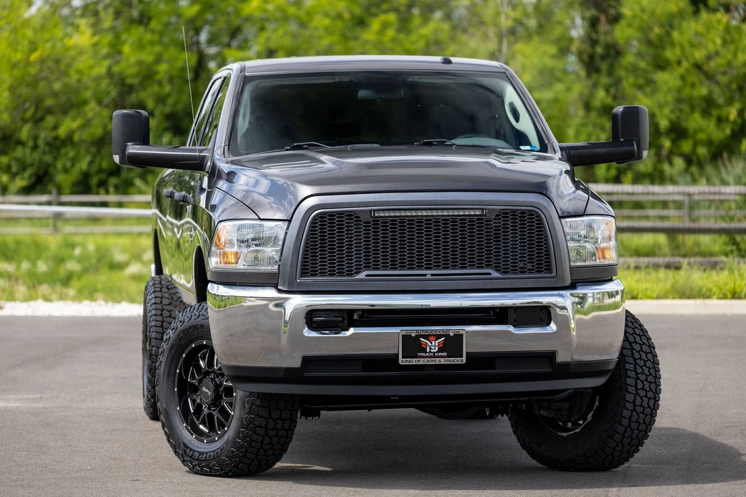 2018 Ram 2500 - Image 2 of 31