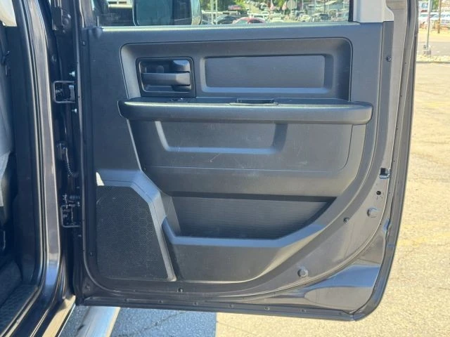 2018 Ram Heavy Duty - Image 23 of 31