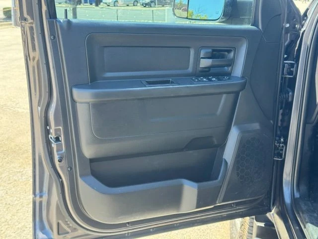 2018 Ram Heavy Duty - Image 17 of 31