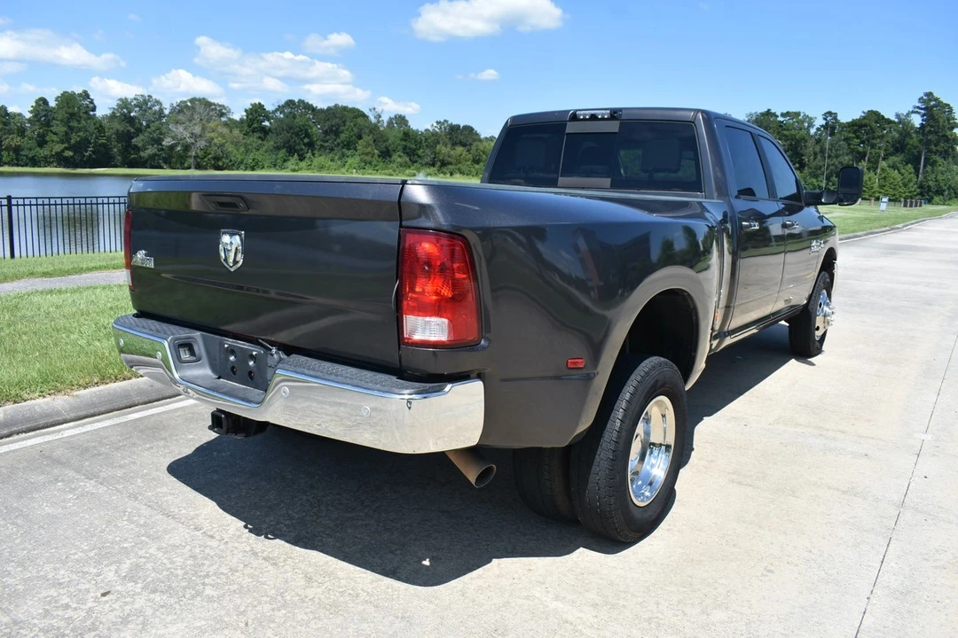 2018 Ram 3500 - Image 4 of 23
