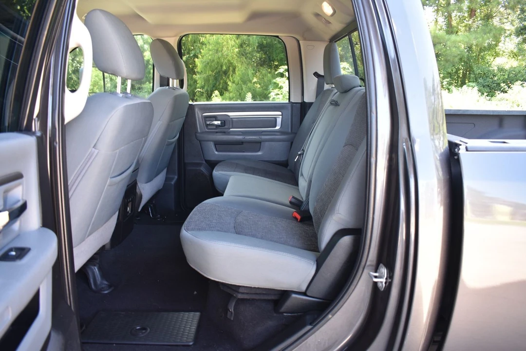 2018 Ram 3500 - Image 11 of 23