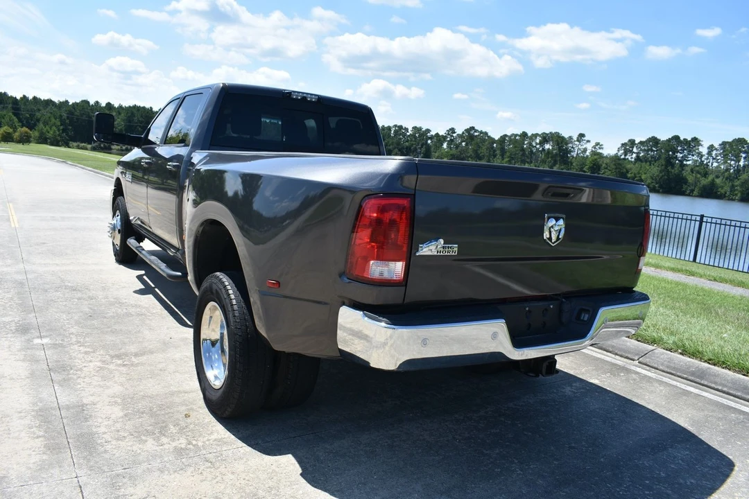 2018 Ram 3500 - Image 8 of 23