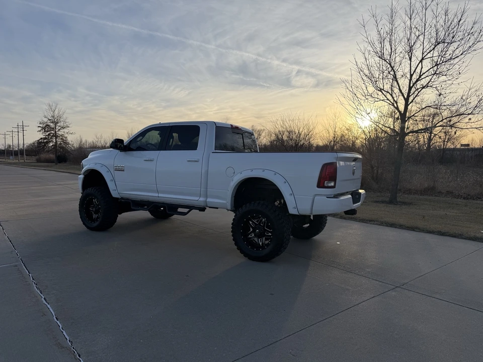 2018 Ram Heavy Duty - Image 3 of 19