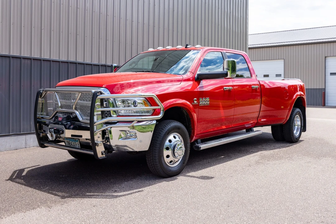 2018 Ram 3500 - Image 2 of 31