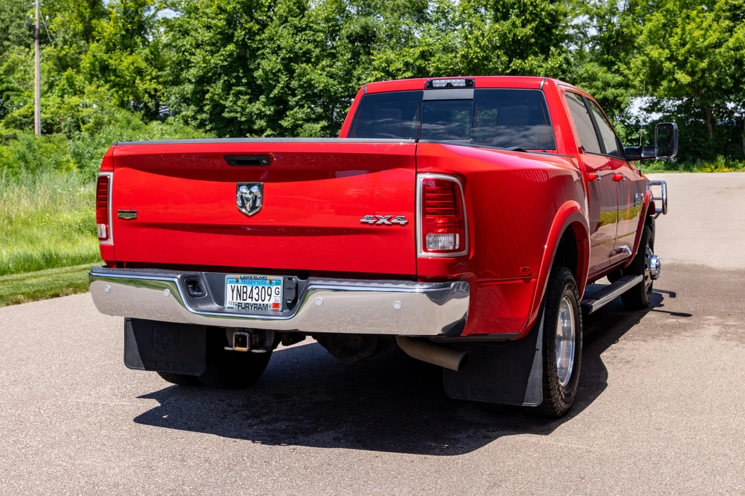 2018 Ram 3500 - Image 7 of 31
