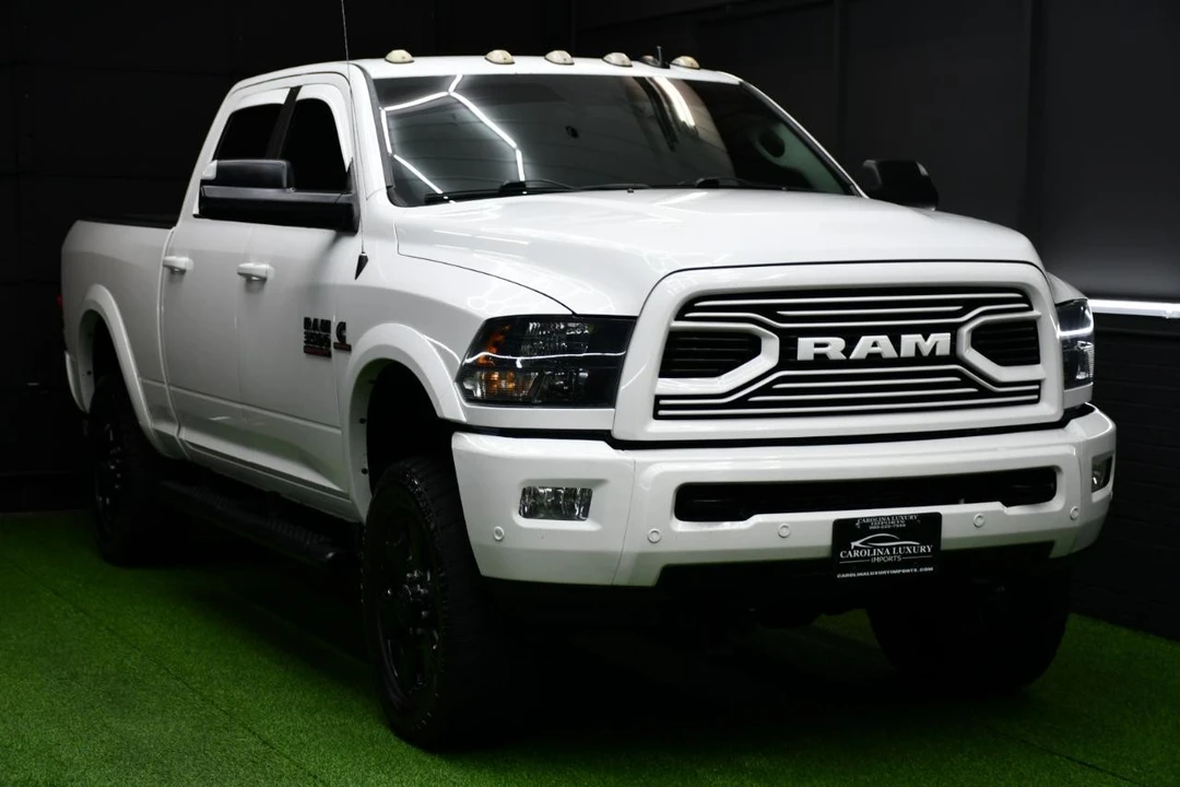 2018 Ram 3500 - Image 8 of 31