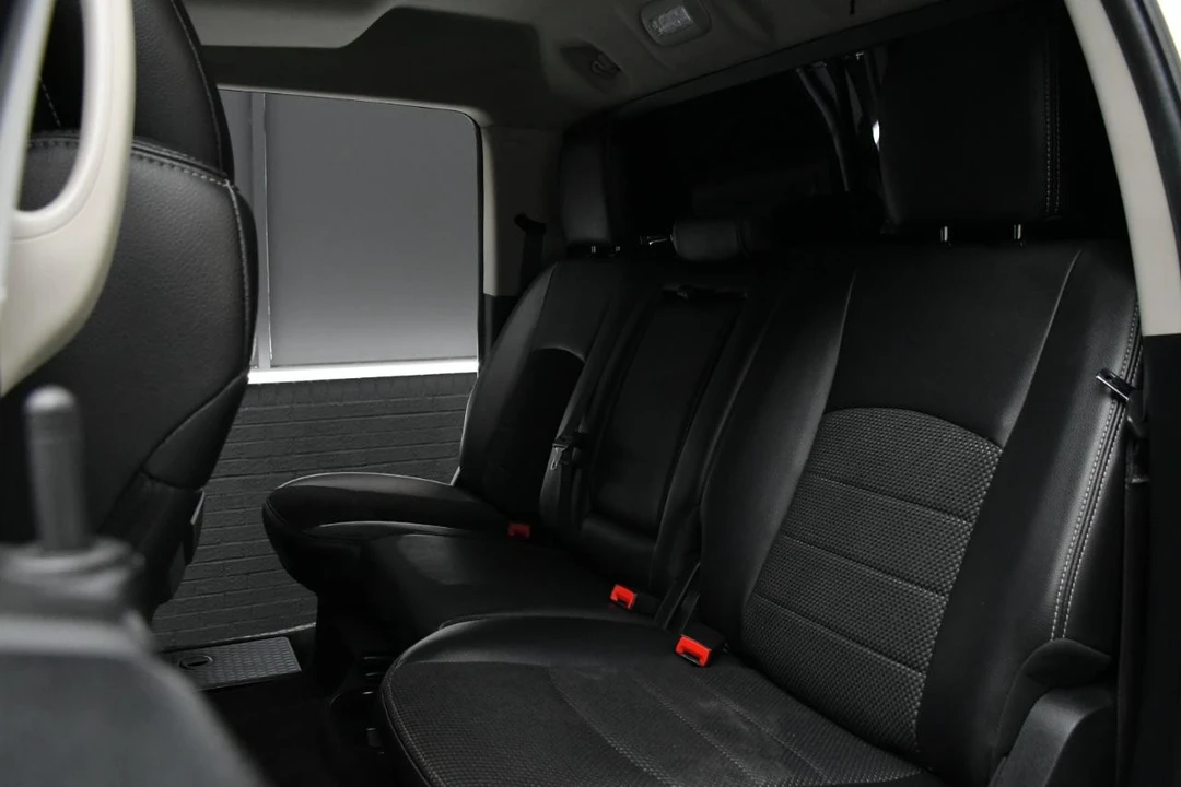2018 Ram 3500 - Image 29 of 31