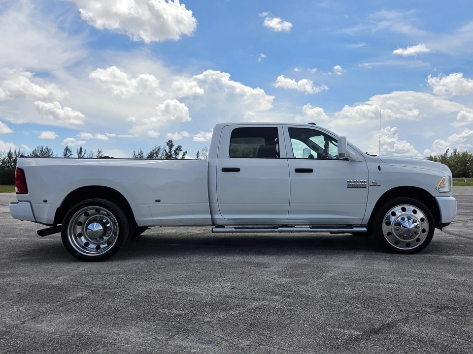 2018 Ram 3500 - Image 8 of 17