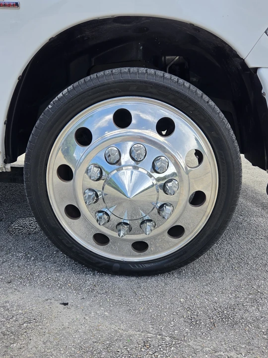2018 Ram 3500 - Image 9 of 17