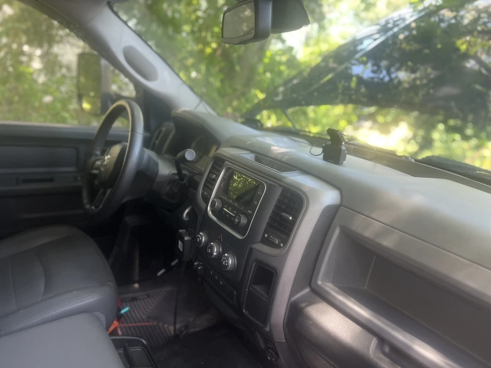 2018 Ram 3500 - Image 3 of 11