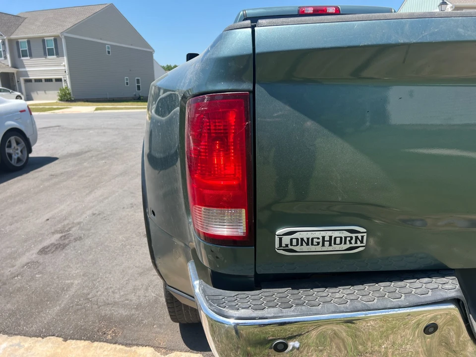 2018 Ram 3500 - Image 7 of 20