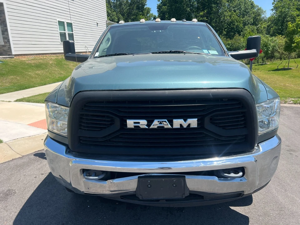 2018 Ram 3500 - Image 2 of 20