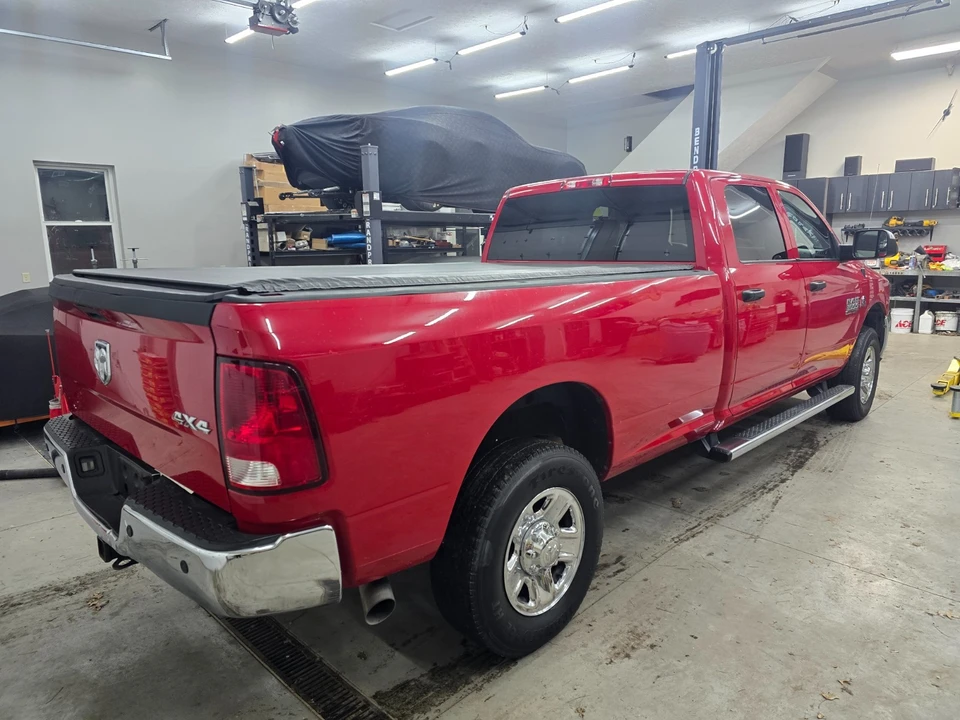 2018 Ram 3500 - Image 7 of 17