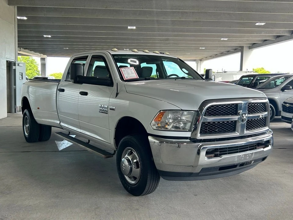 2018 Ram Heavy Duty - Image 2 of 12