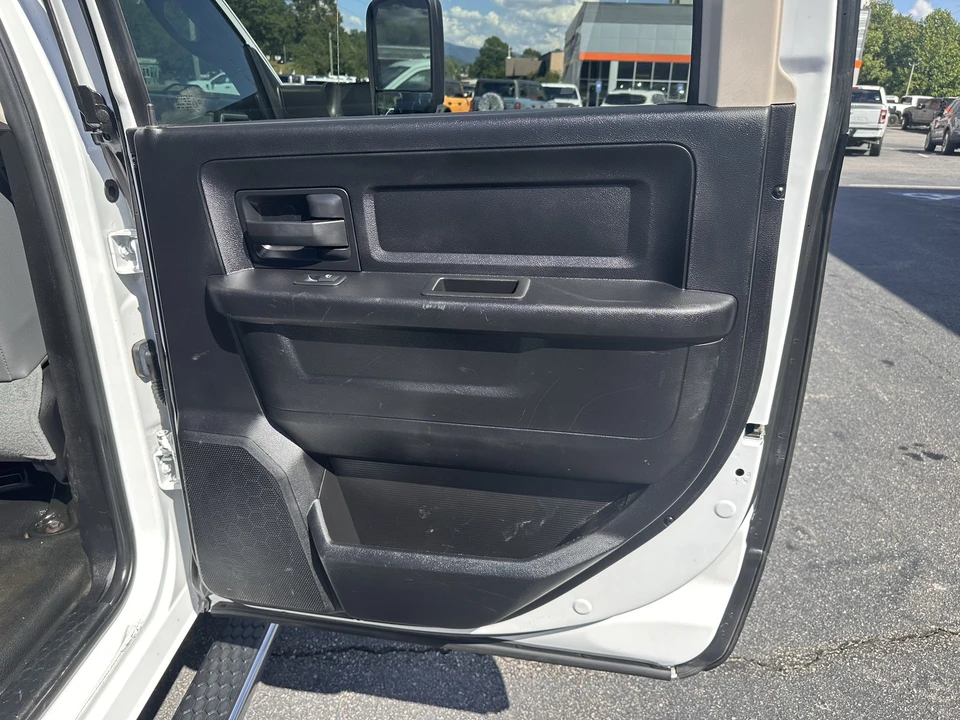 2018 Ram 3500 - Image 15 of 26