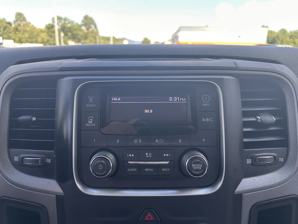 2018 Ram 3500 - Image 7 of 26