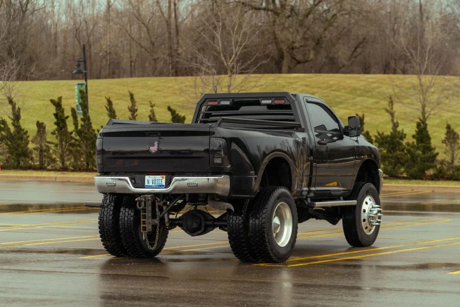 2018 Ram 3500 - Image 3 of 24