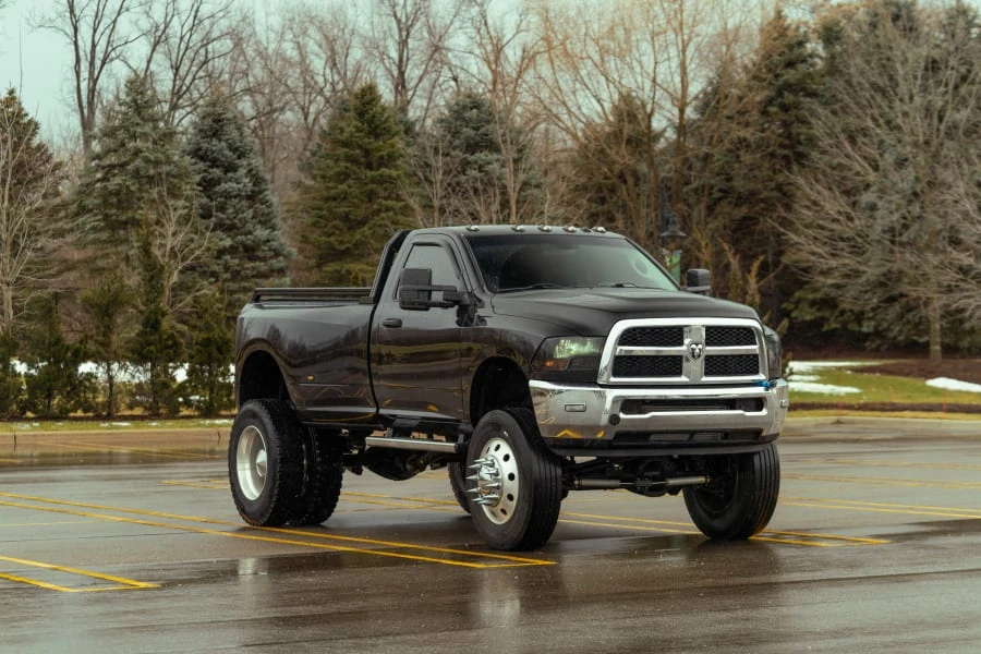 2018 Ram 3500 - Image 6 of 24