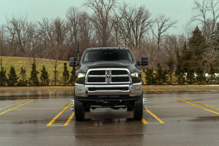 2018 Ram 3500 - Image 4 of 24