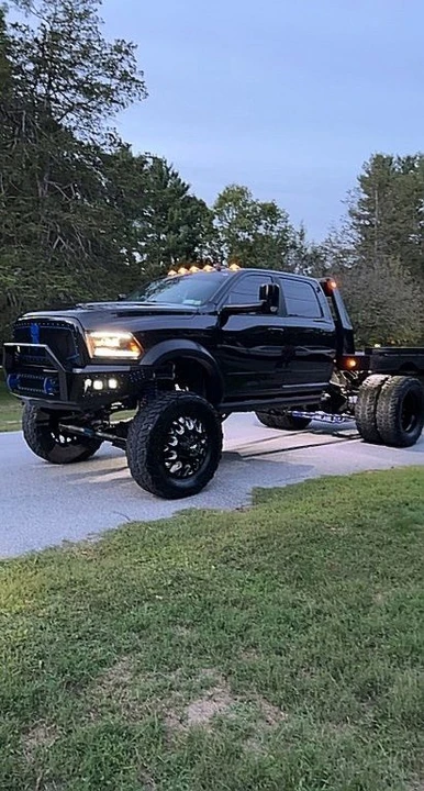 2018 Dodge Ram 4th Gen - Image 3 of 9